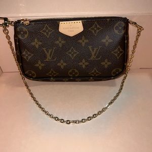 Louis Vuitton small Pochette With chain